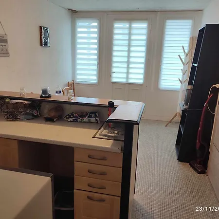 Les Mesanges Bed & Breakfast