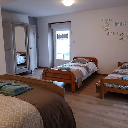 Les Mesanges Bed & Breakfast