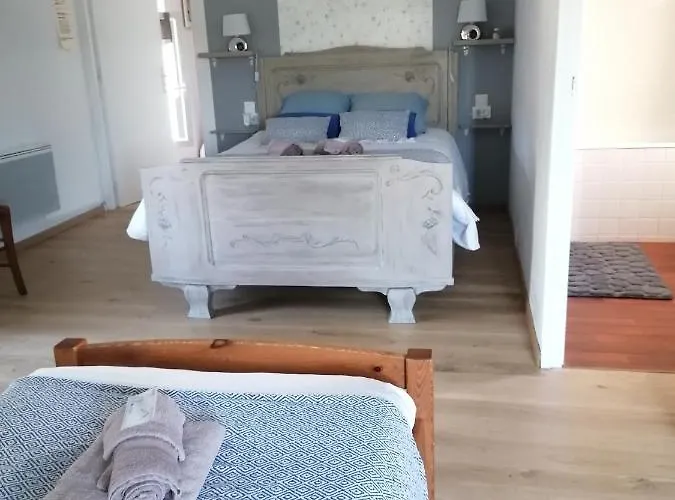 Les Mesanges Couette-café